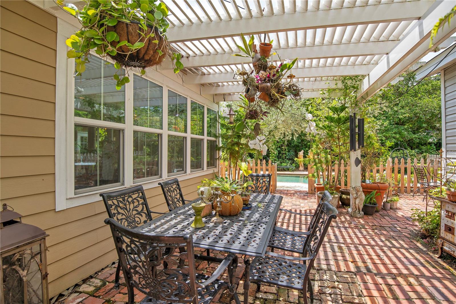 614 Lk Ave ORLANDO, FL 32801