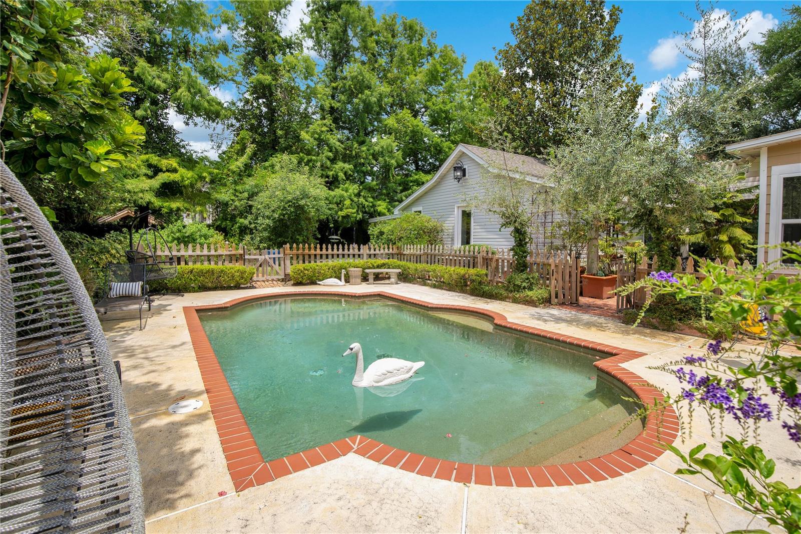 614 Lk Ave ORLANDO, FL 32801