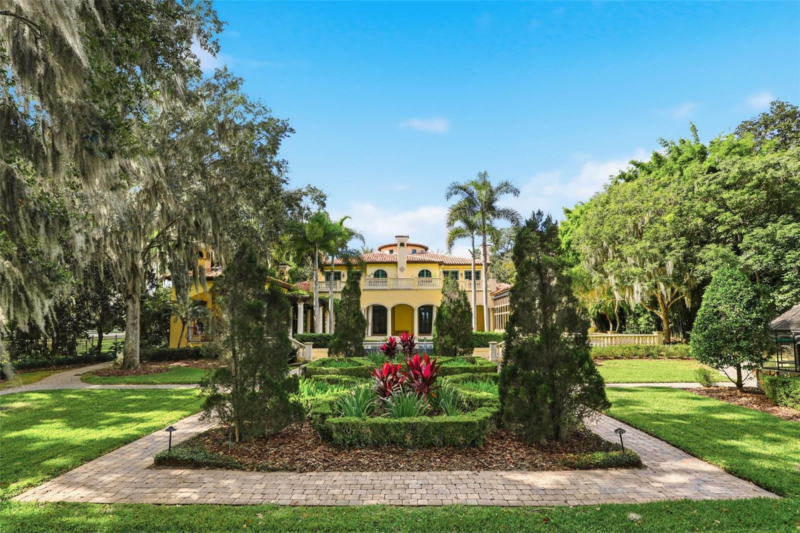 1120 PRESERVE Pt Dr WINTER PARK, FL 32789