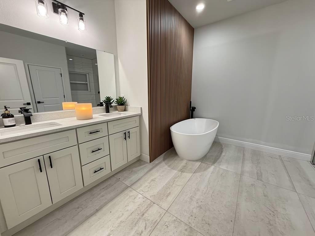 23419 GEMSTONE Ave PORT CHARLOTTE, FL 33980