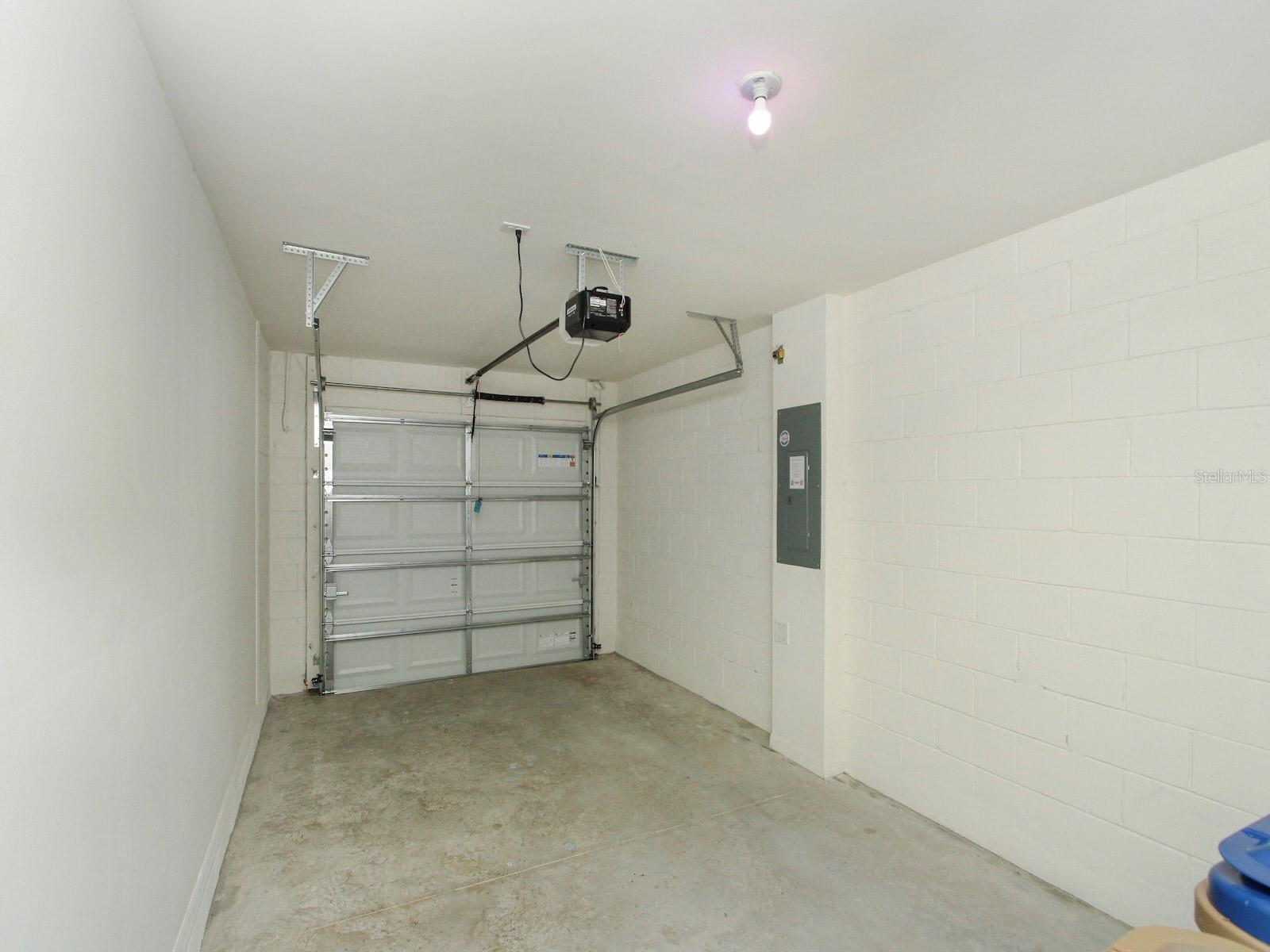 2798 BRIE HAMMOCK Bnd HARMONY, FL 34773