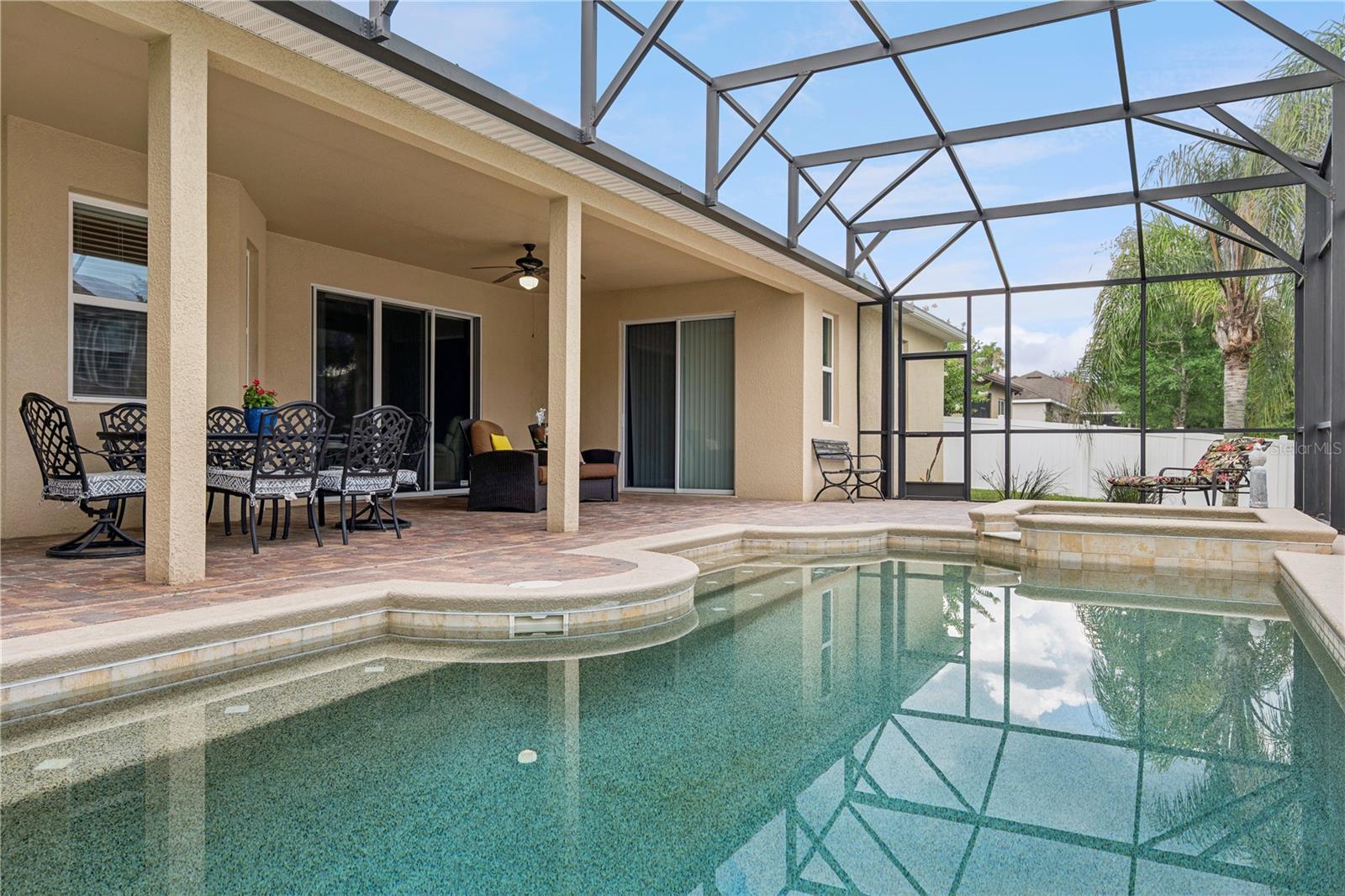 3684 CHANDLER ESTATES Dr APOPKA, FL 32712