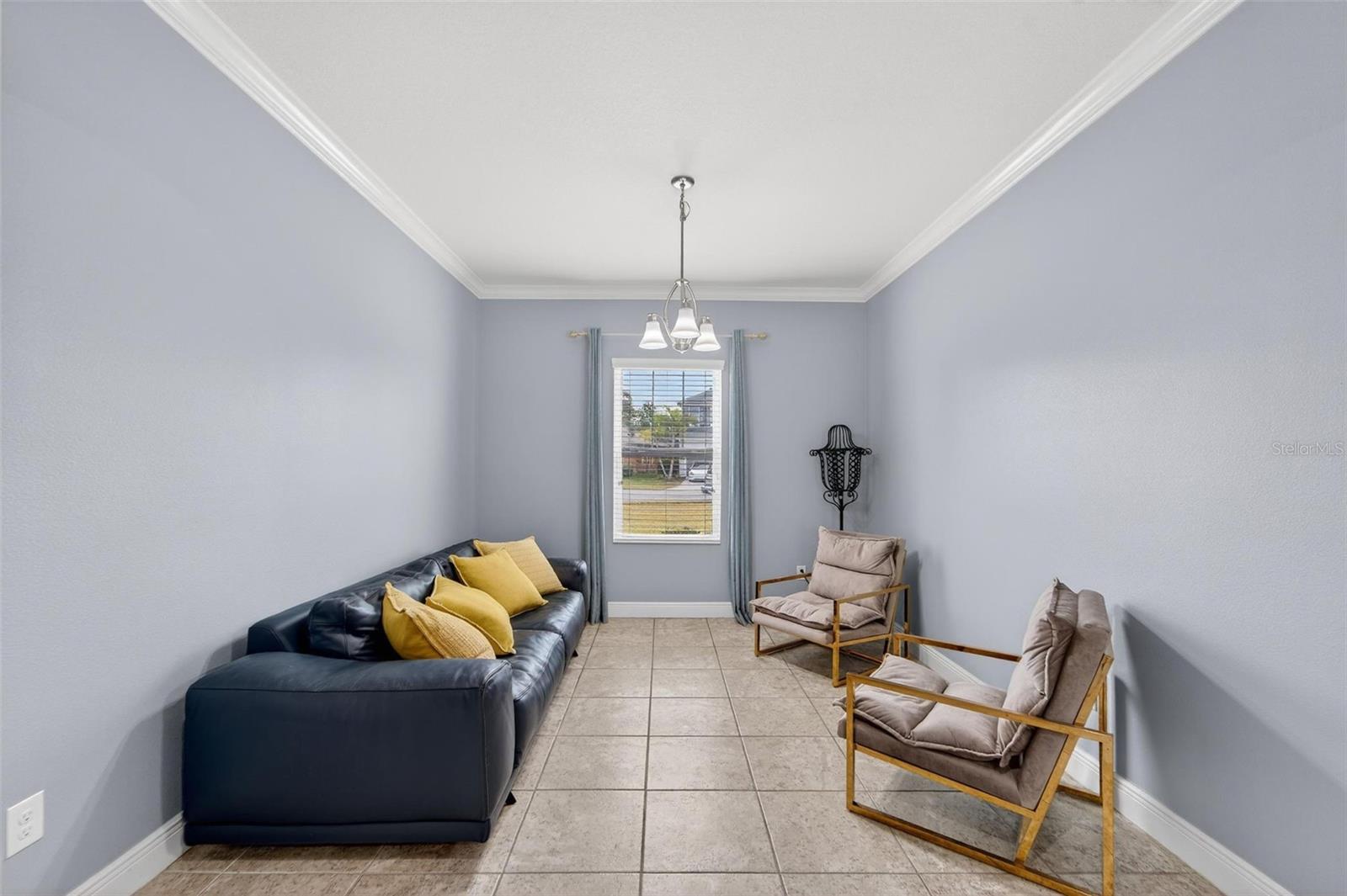 7032 OLD BENTON Dr APOLLO BEACH, FL 33572