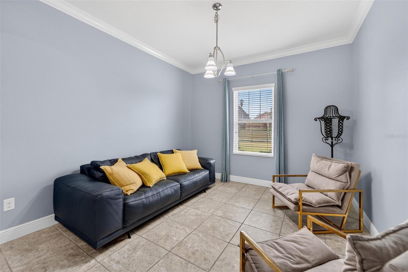 7032 OLD BENTON Dr APOLLO BEACH, FL 33572