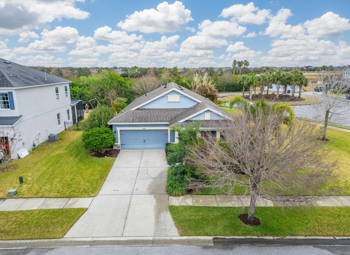 7032 OLD BENTON Dr APOLLO BEACH, FL 33572