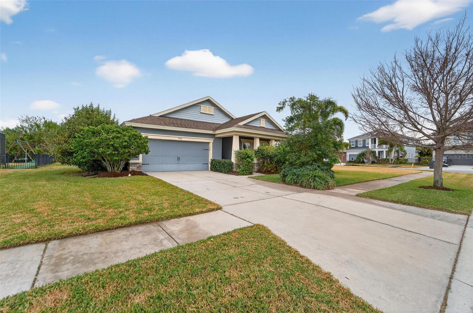 7032 OLD BENTON Dr APOLLO BEACH, FL 33572