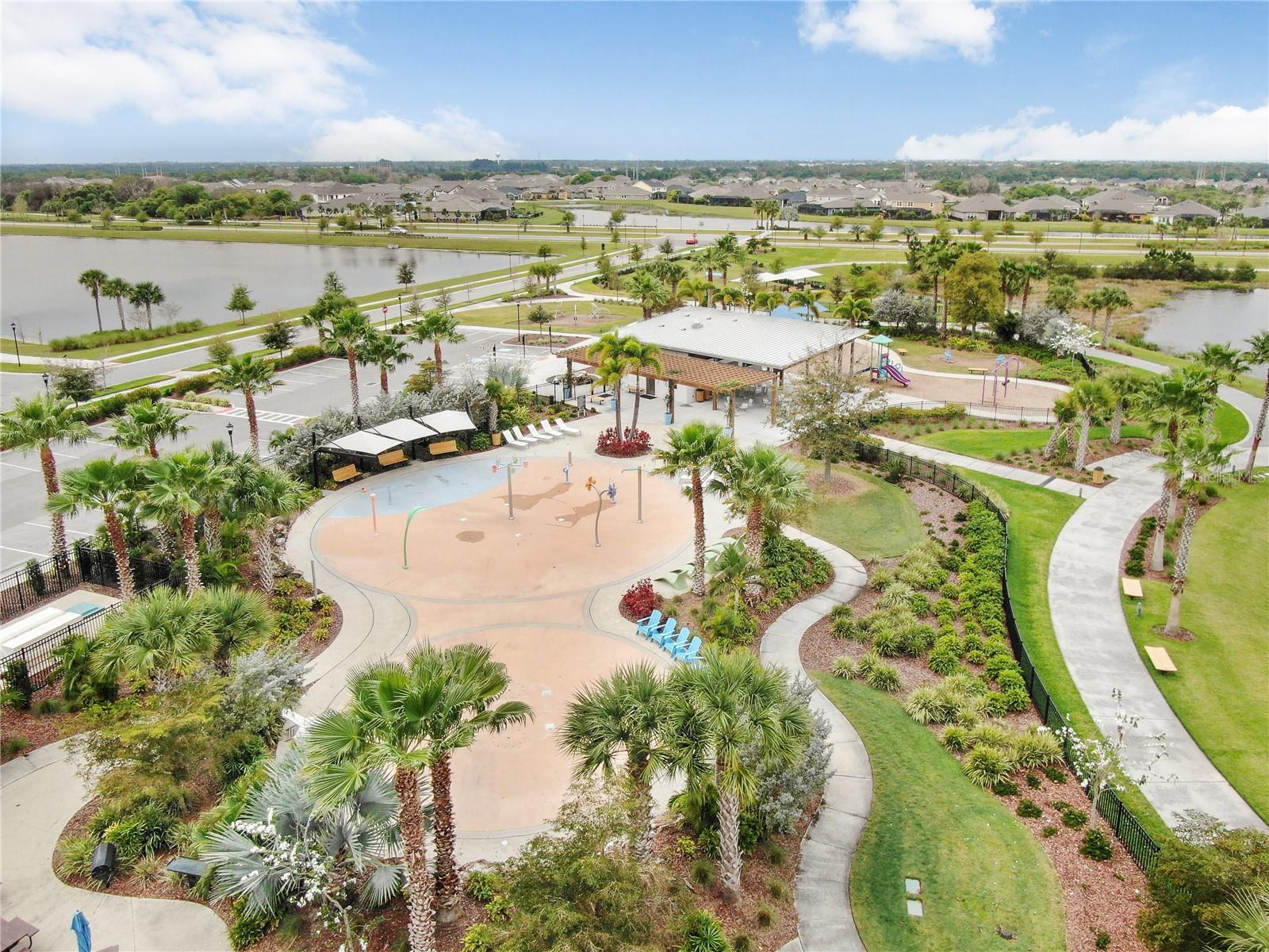 7032 OLD BENTON Dr APOLLO BEACH, FL 33572