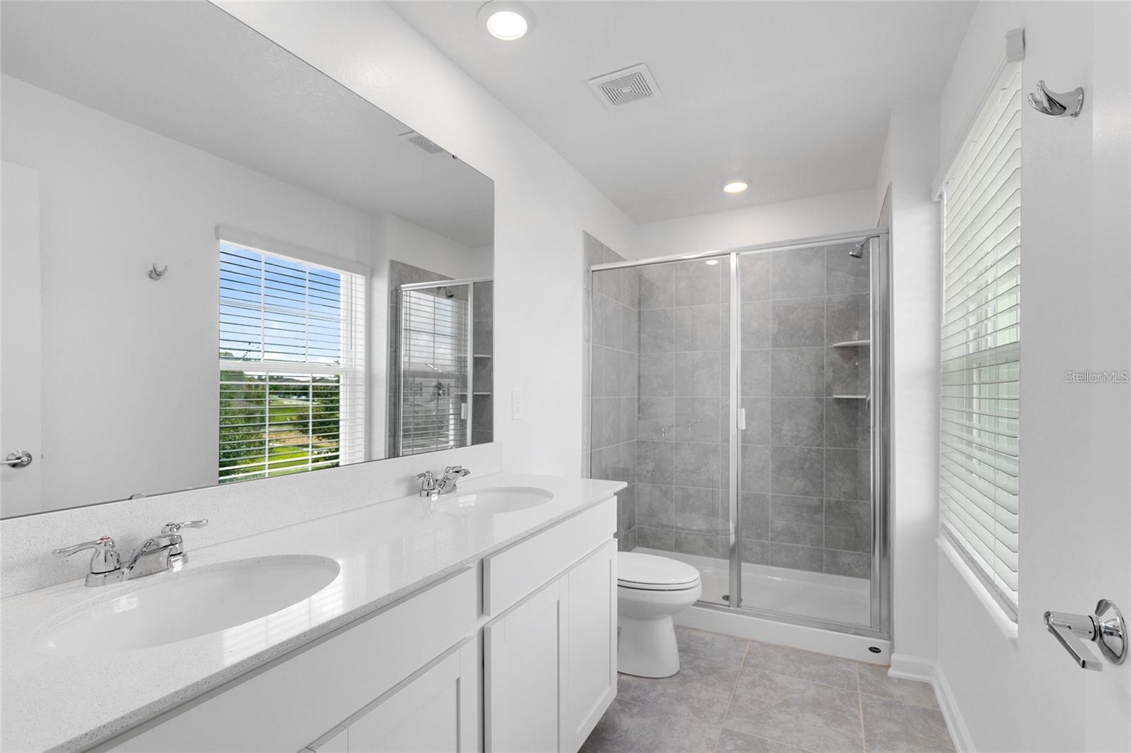 10540 TRIBUTE Dr WINTER GARDEN, FL 34787