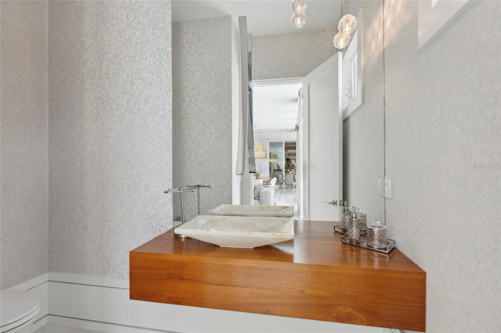 6149 GROSVENOR Shr Dr WINDERMERE, FL 34786