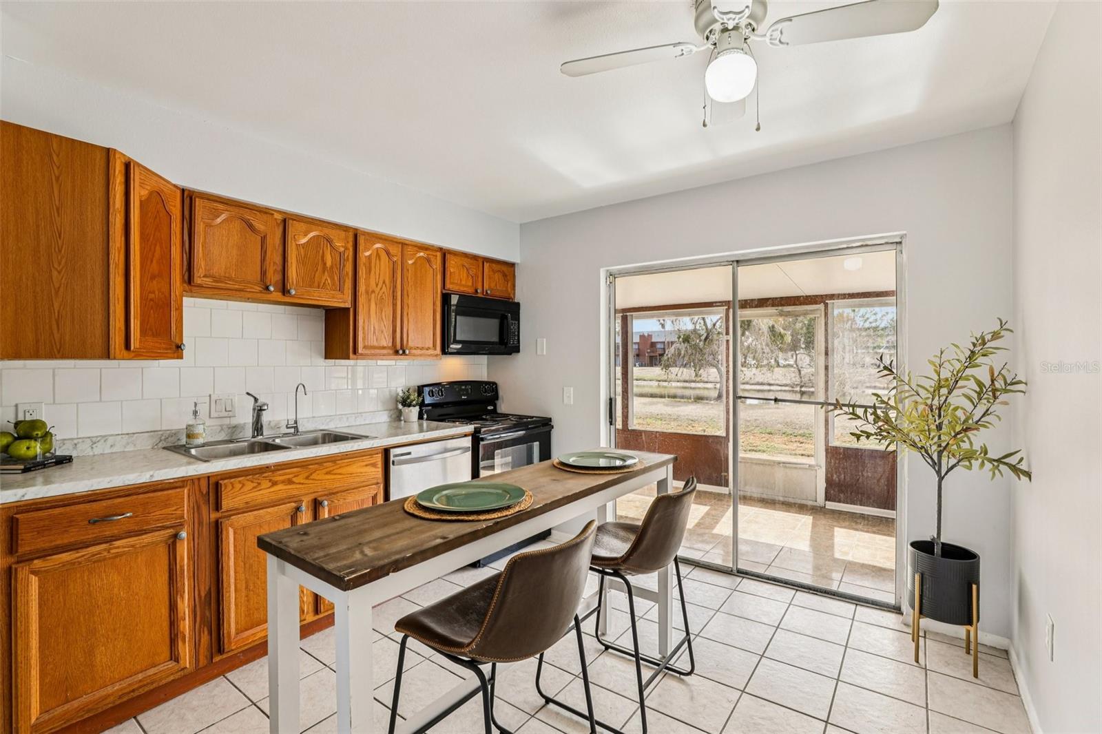 38 Lk VILLA Way KISSIMMEE, FL 34743