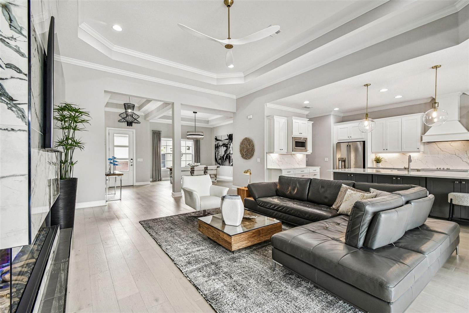 4054 ROCKY SHORES Dr TAMPA, FL 33634