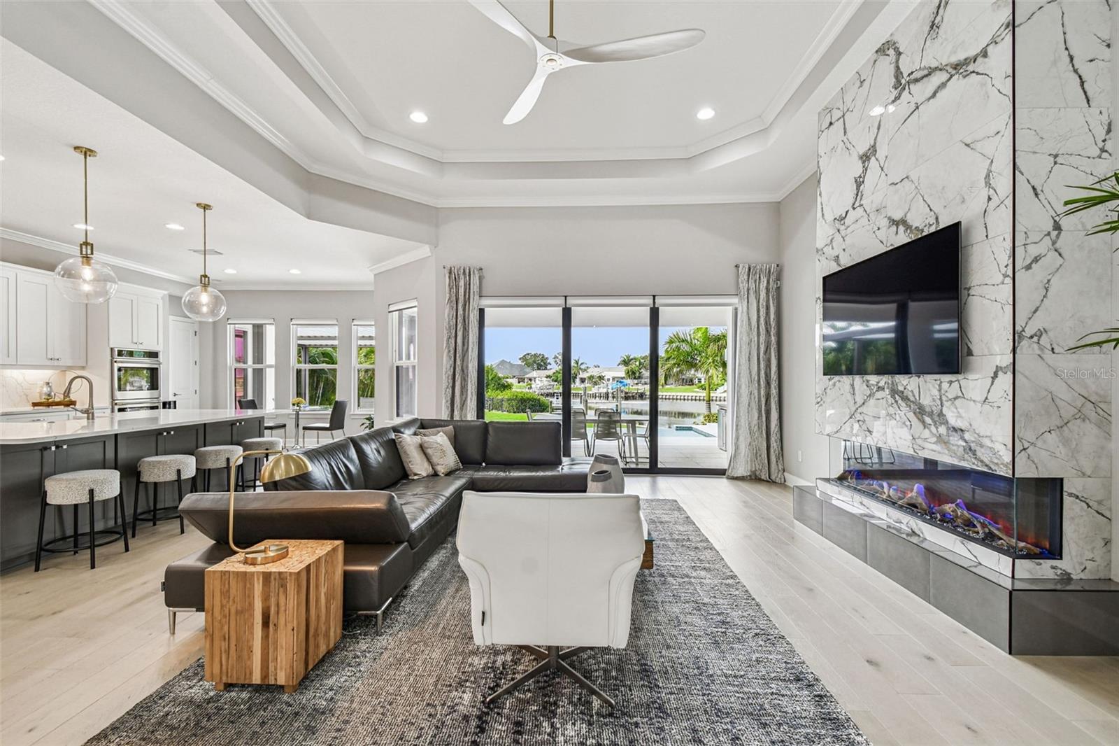 4054 ROCKY SHORES Dr TAMPA, FL 33634