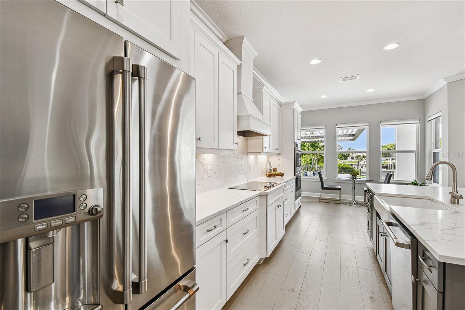 4054 ROCKY SHORES Dr TAMPA, FL 33634