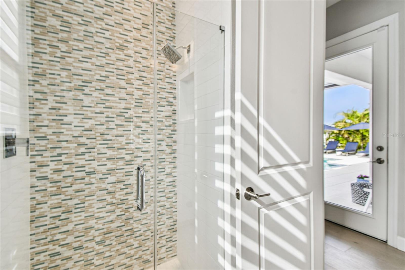 4054 ROCKY SHORES Dr TAMPA, FL 33634