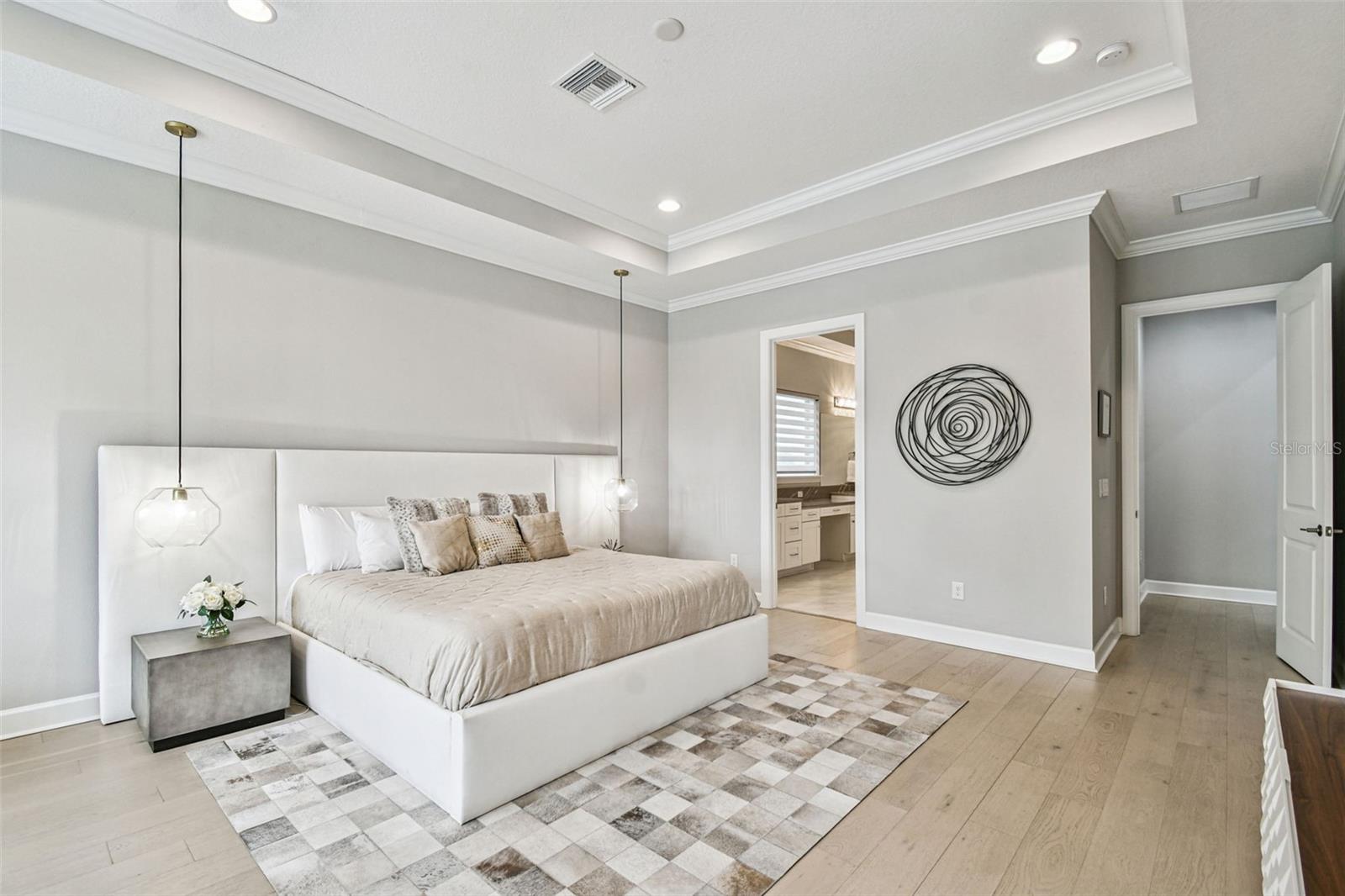 4054 ROCKY SHORES Dr TAMPA, FL 33634