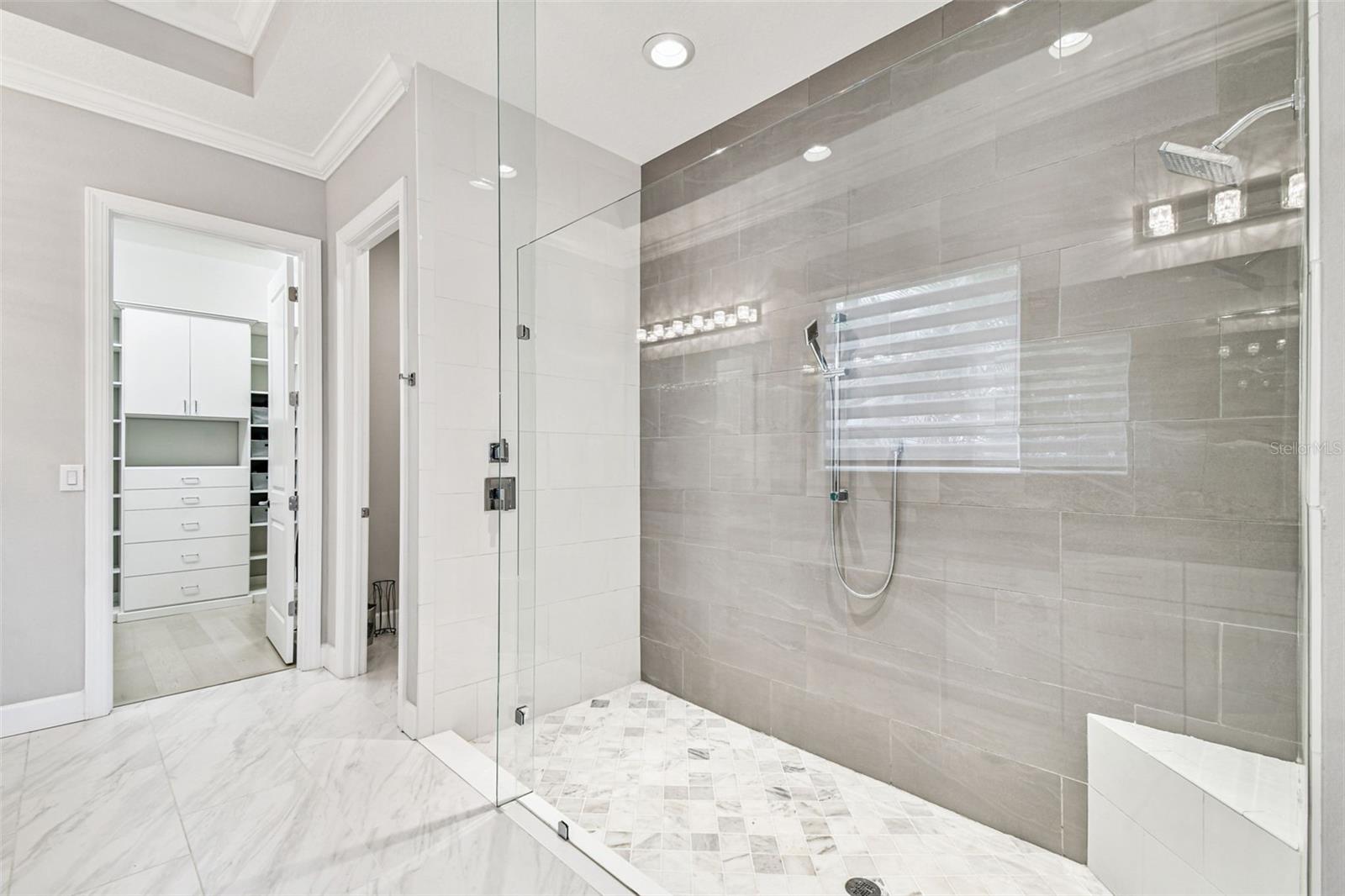 4054 ROCKY SHORES Dr TAMPA, FL 33634