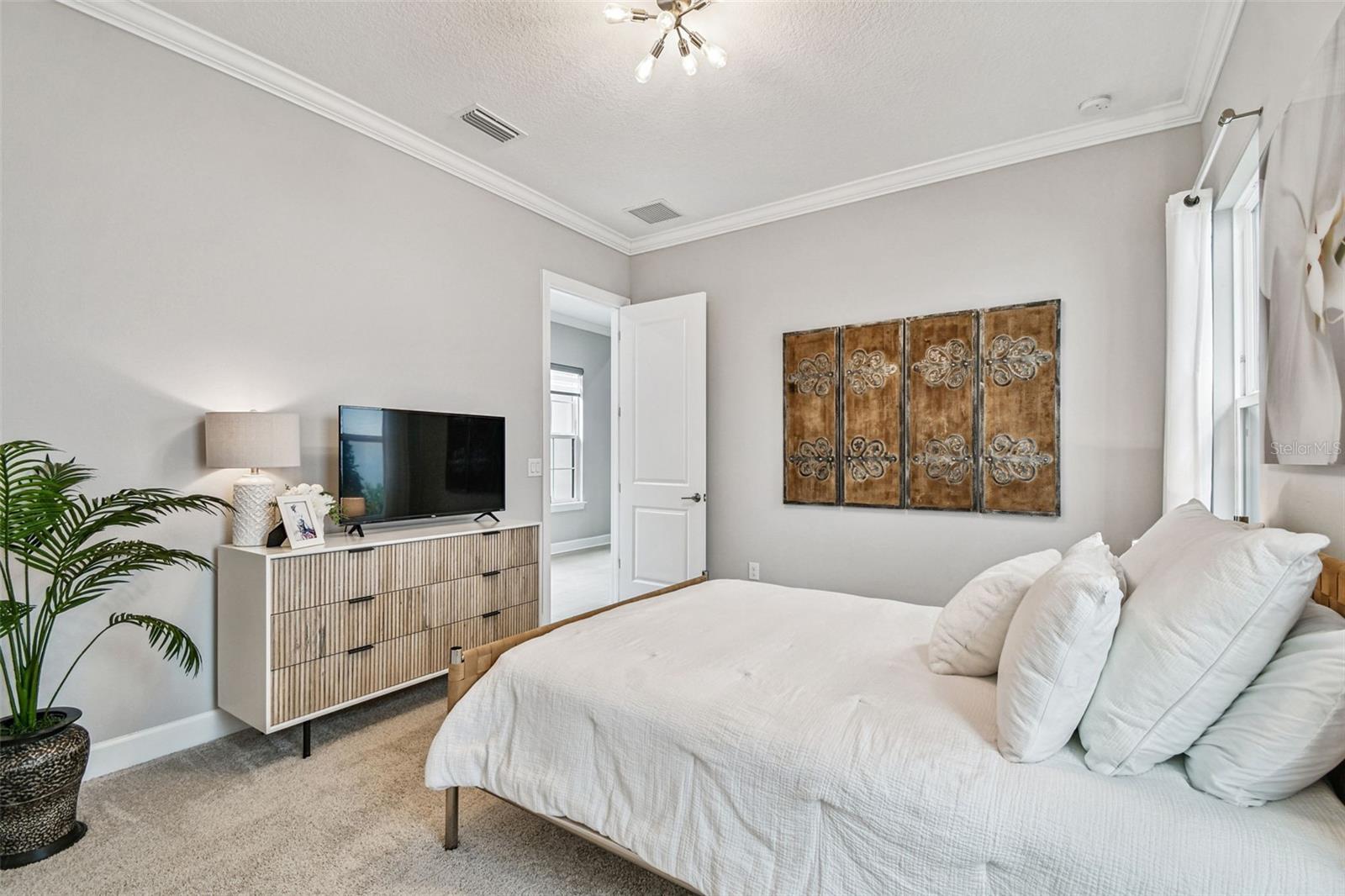 4054 ROCKY SHORES Dr TAMPA, FL 33634