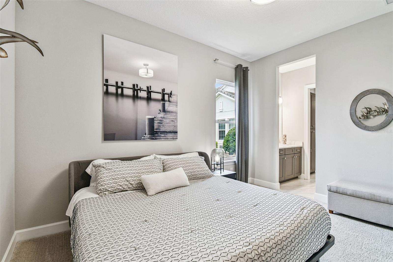 4054 ROCKY SHORES Dr TAMPA, FL 33634