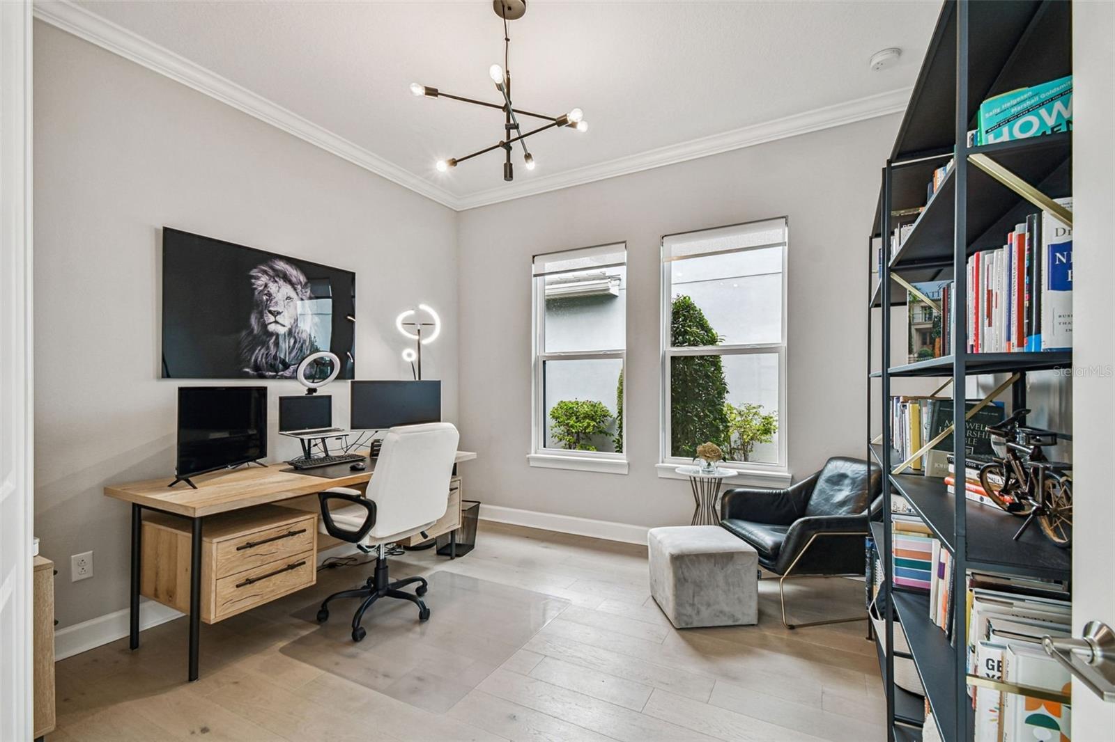 4054 ROCKY SHORES Dr TAMPA, FL 33634