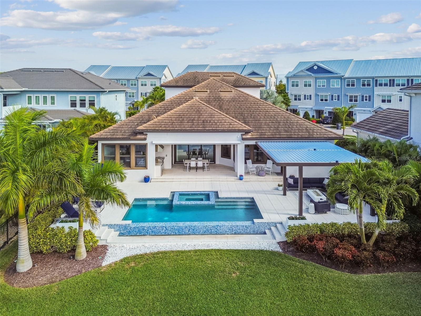 4054 ROCKY SHORES Dr TAMPA, FL 33634