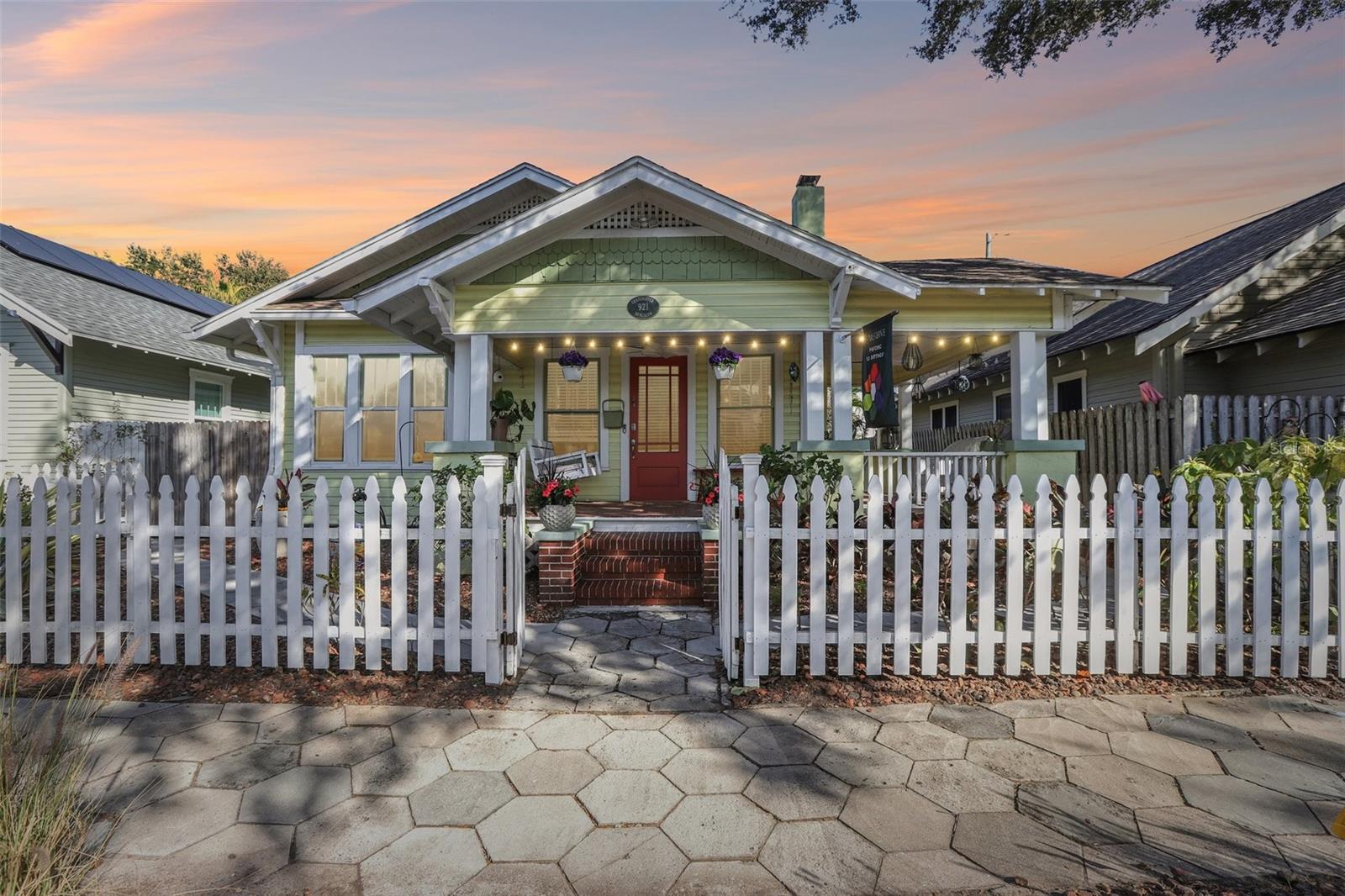 921 3RD St ST PETERSBURG, FL 33701