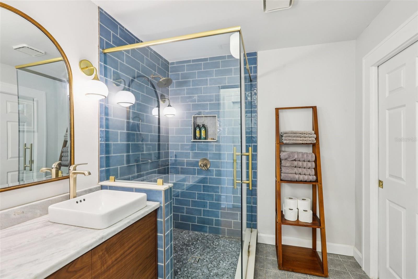 921 3RD St ST PETERSBURG, FL 33701