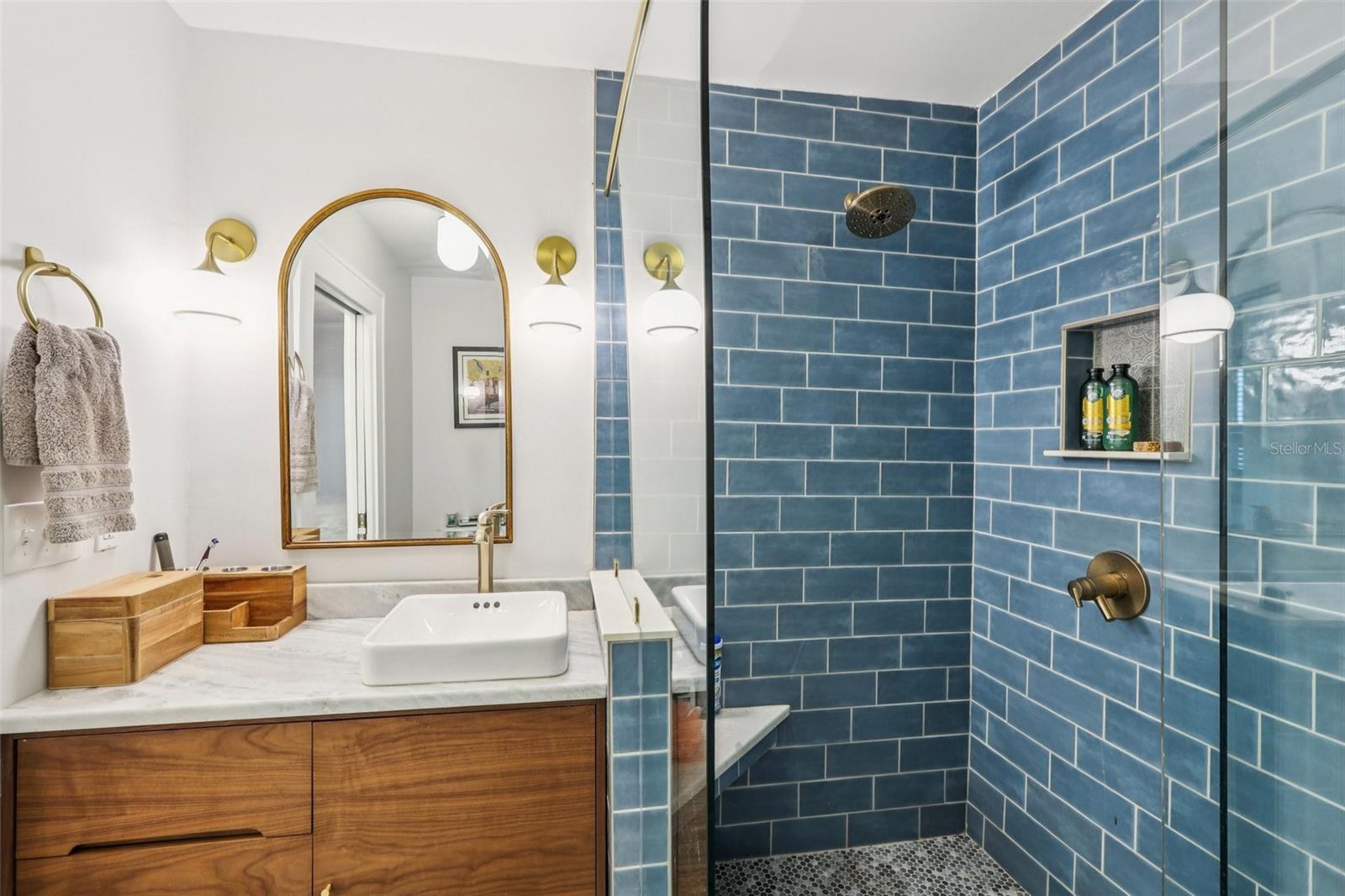 921 3RD St ST PETERSBURG, FL 33701