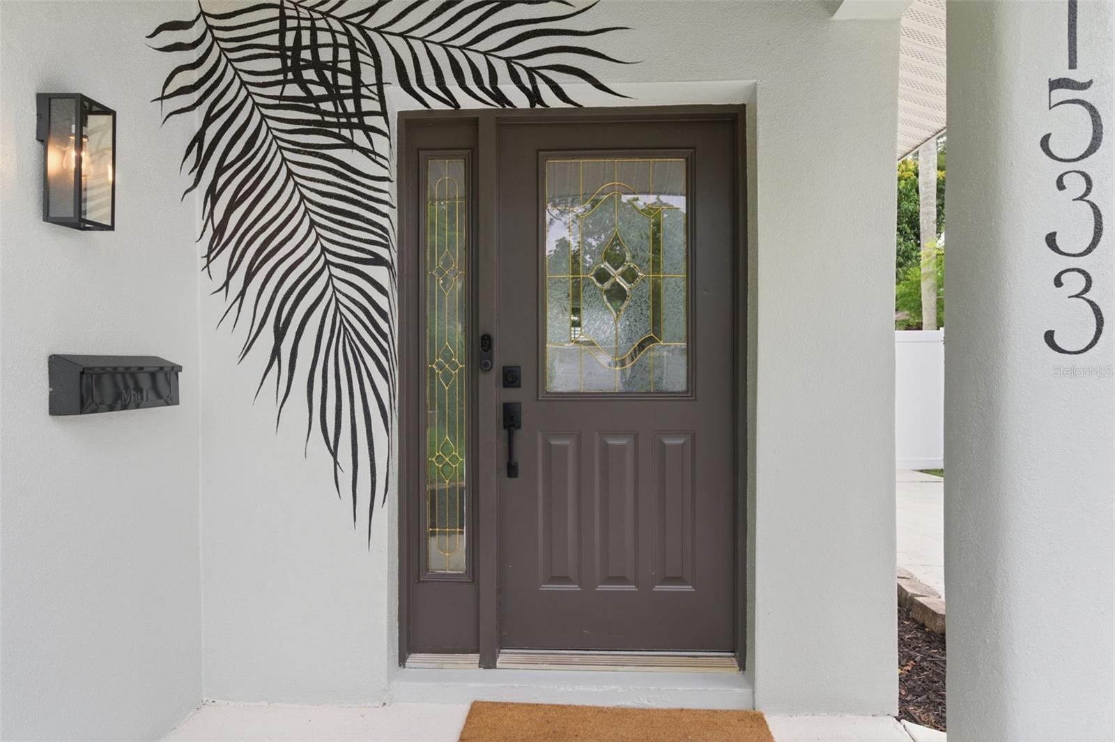 1533 SUFFOLK St ST PETERSBURG, FL 33710