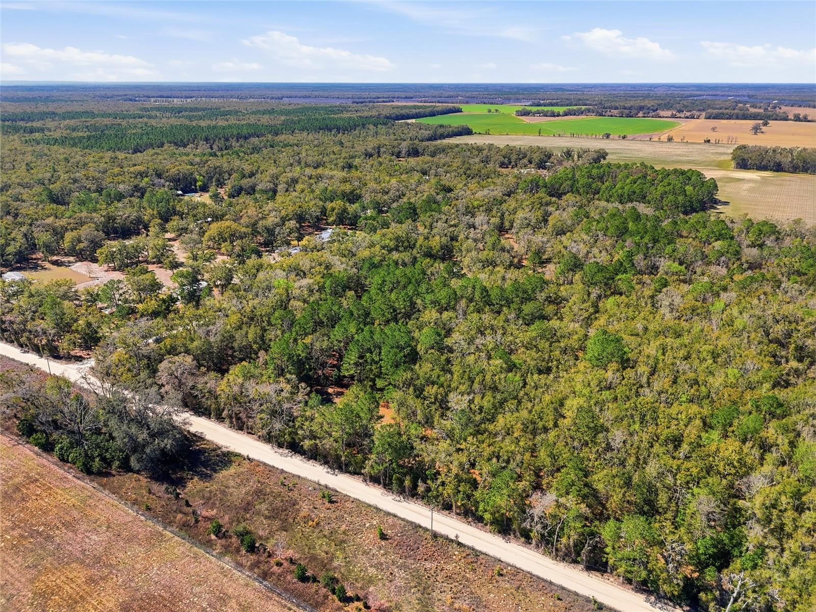 TBD SW Fry Ave #B FORT WHITE, FL 32038