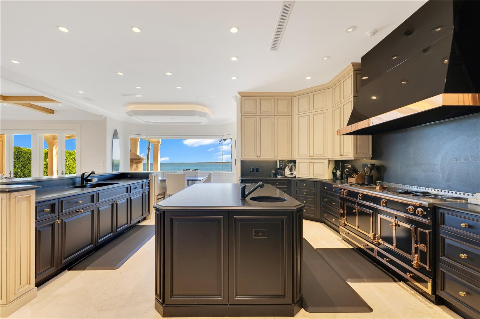 3066 SE Is Pt Ln STUART, FL 34996