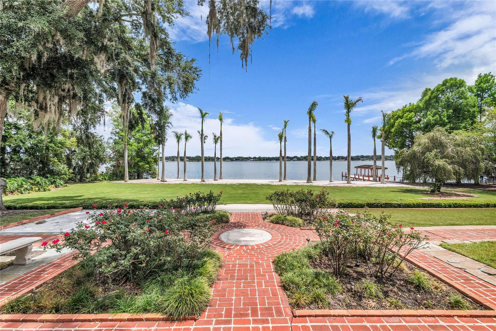 1530 WATERWITCH Dr ORLANDO, FL 32806
