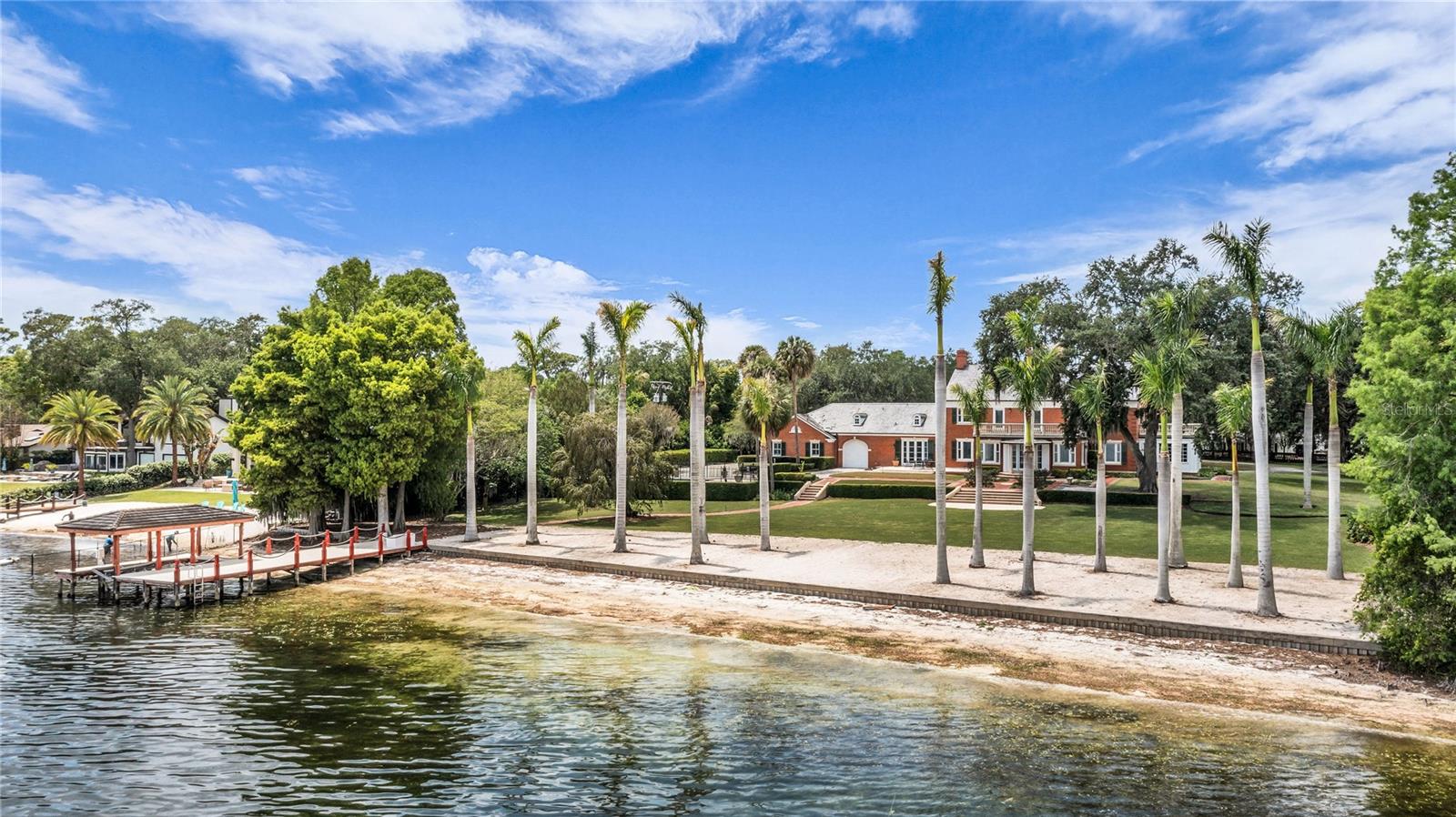 1530 WATERWITCH Dr ORLANDO, FL 32806