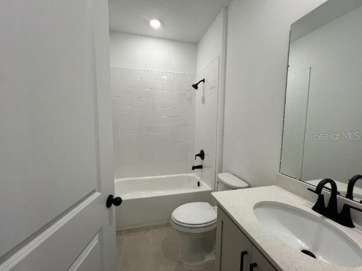 2589 BROADWING St KISSIMMEE, FL 34746