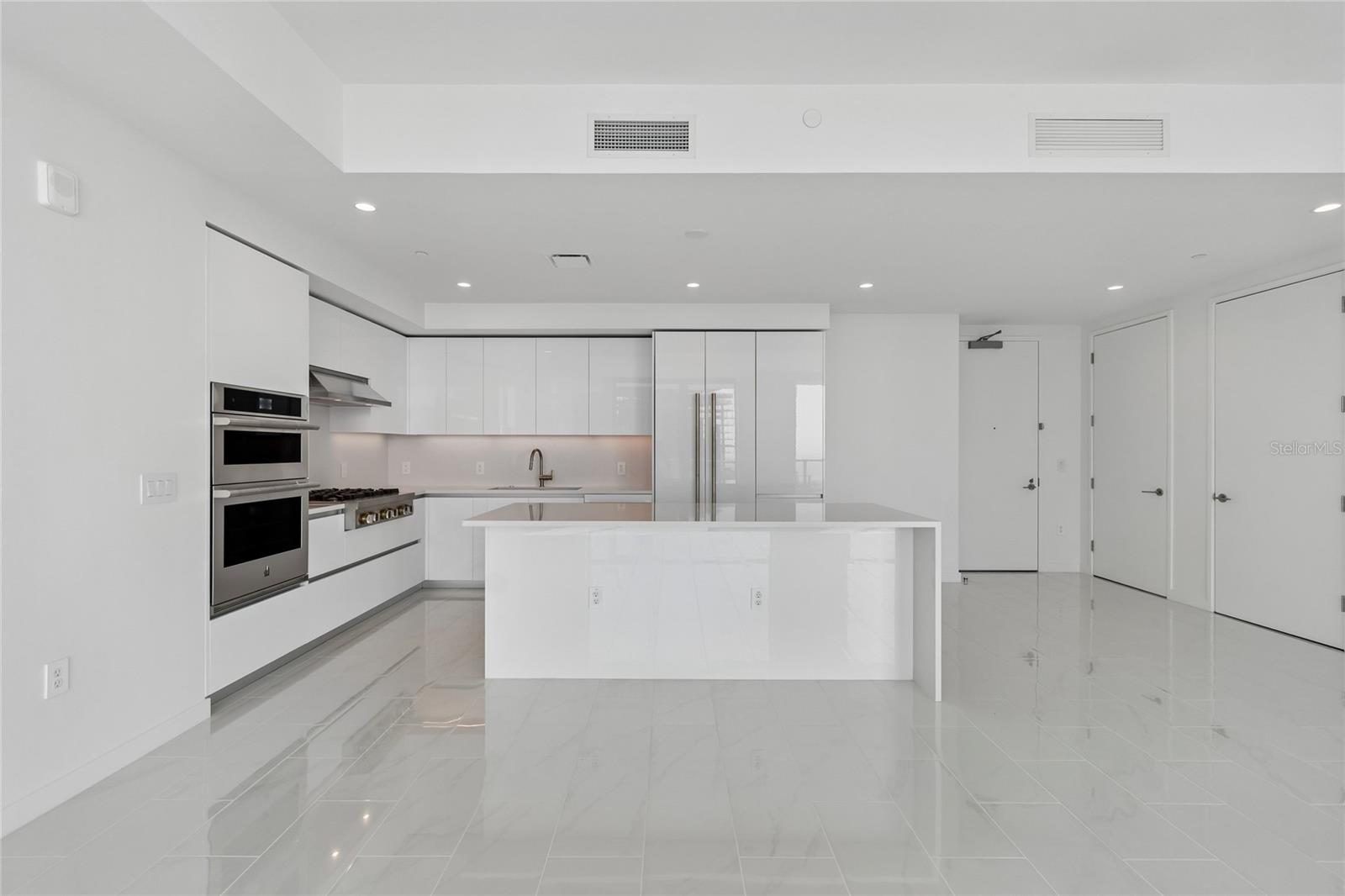 400 CENTRAL Ave #2505 ST PETERSBURG, FL 33701