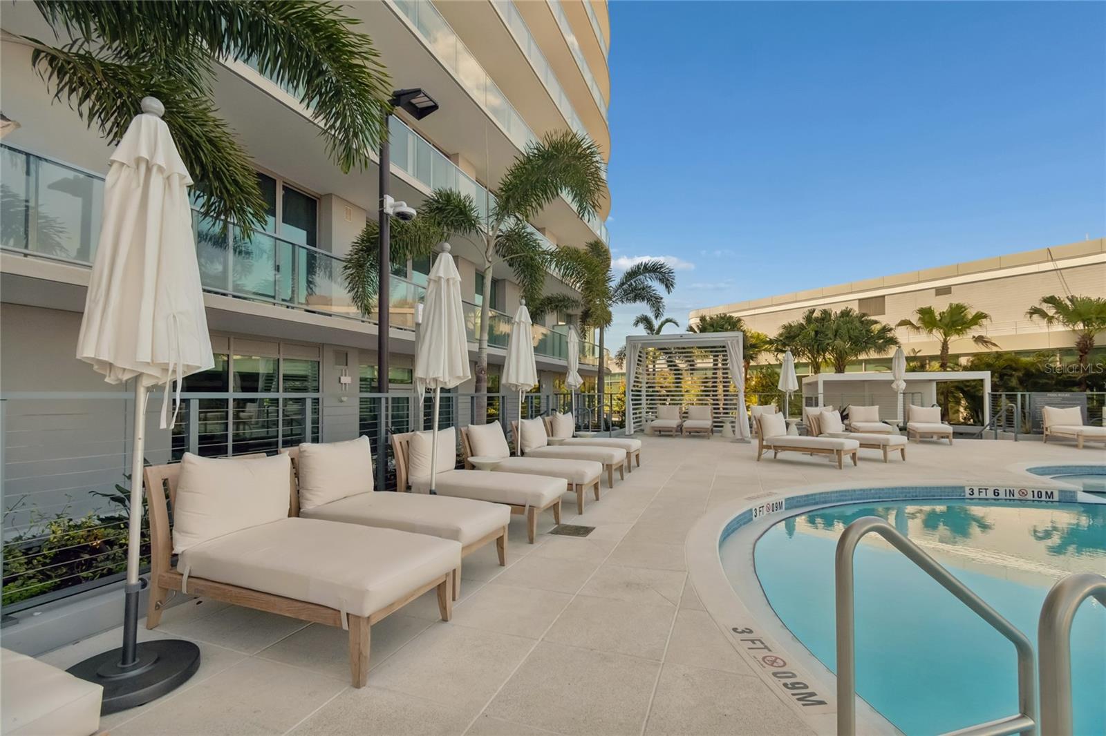 400 CENTRAL Ave #2505 ST PETERSBURG, FL 33701