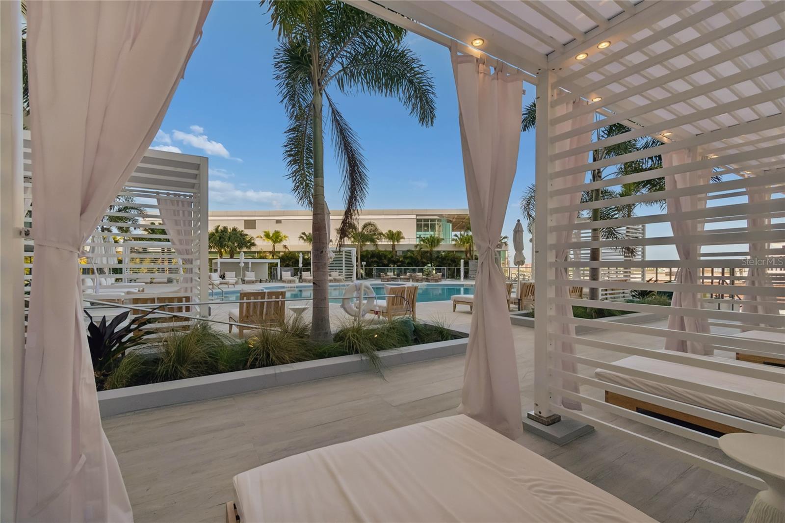 400 CENTRAL Ave #2505 ST PETERSBURG, FL 33701