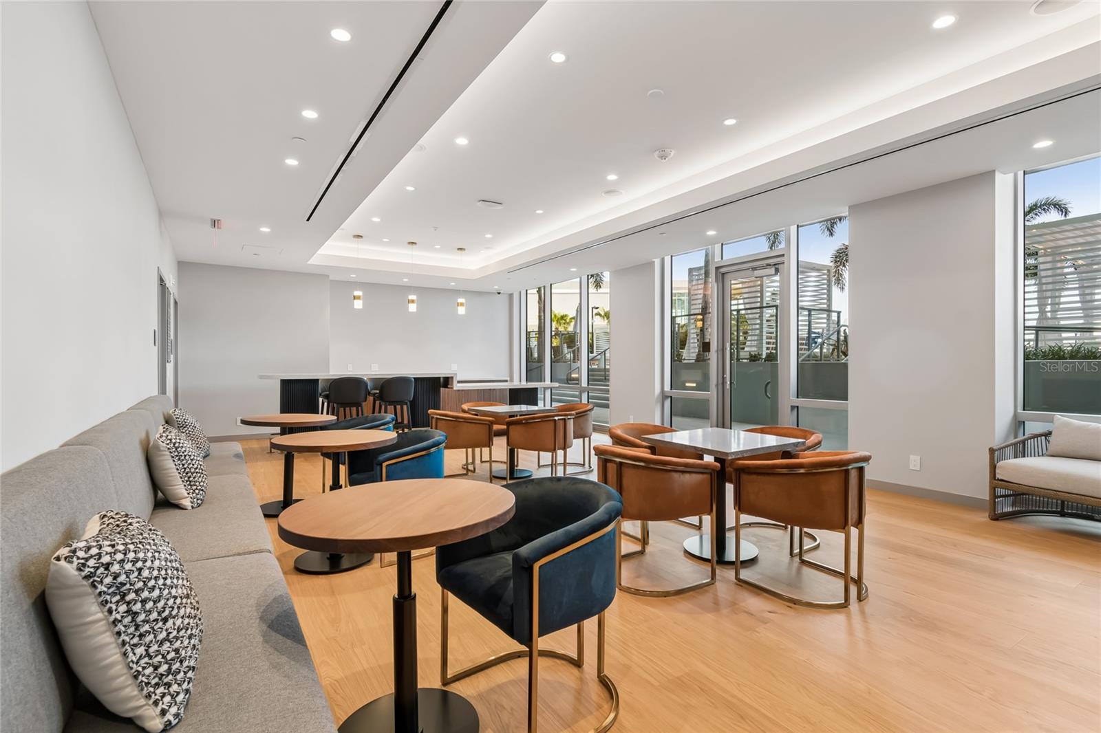 400 CENTRAL Ave #2505 ST PETERSBURG, FL 33701