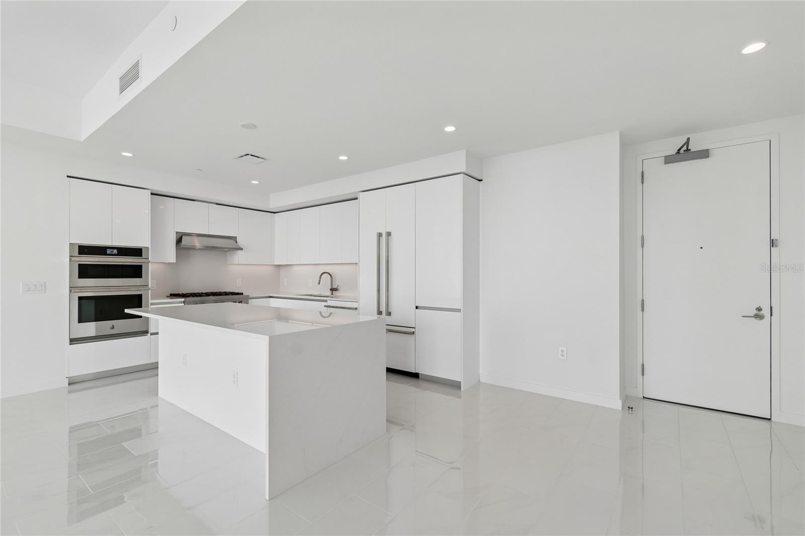 400 CENTRAL Ave #2505 ST PETERSBURG, FL 33701