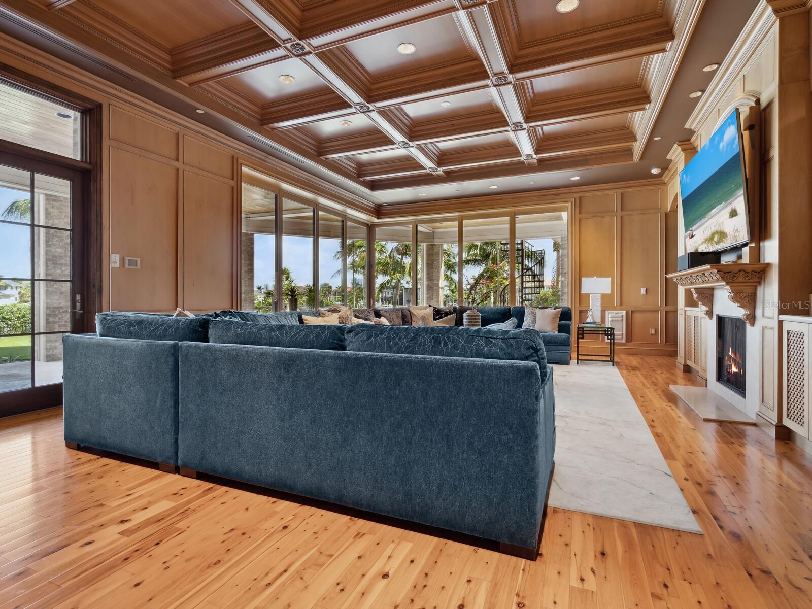 1423 & 1435 HILLVIEW Dr SARASOTA, FL 34239