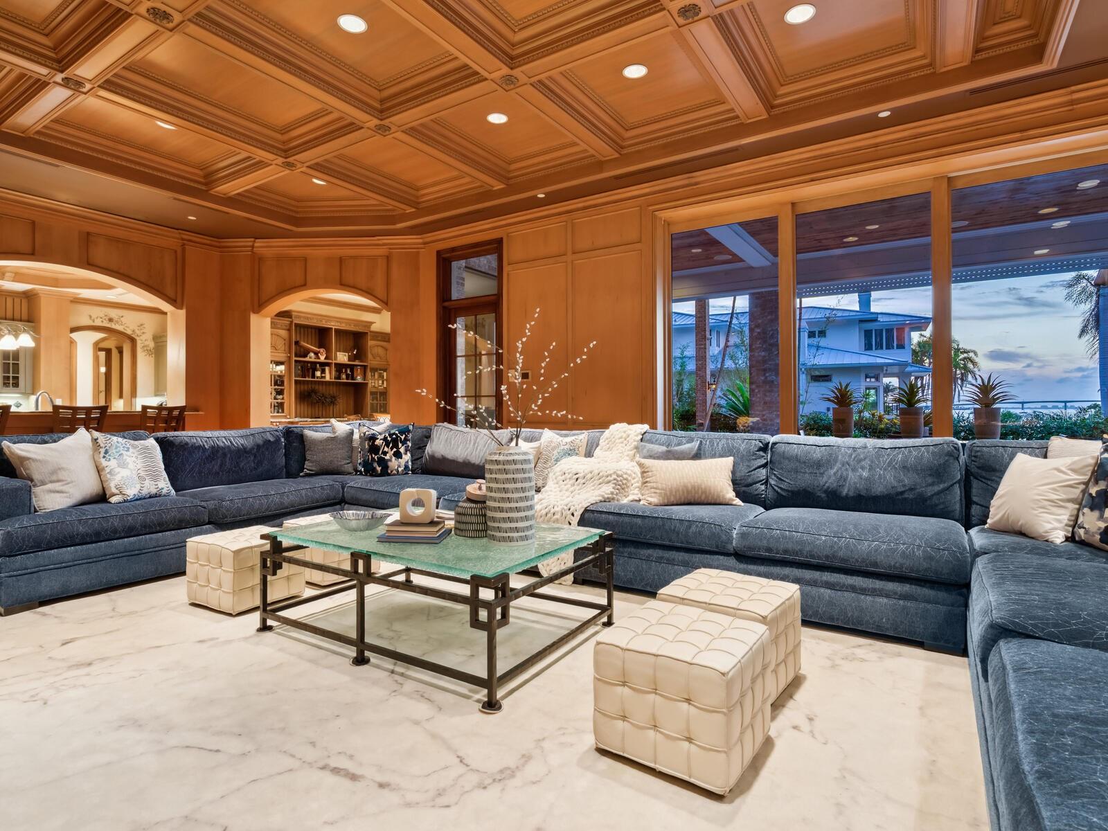 1423 & 1435 HILLVIEW Dr SARASOTA, FL 34239