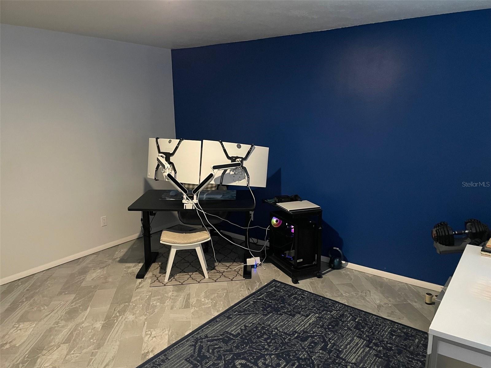 2325 LAUDERDALE Ct ORLANDO, FL 32805