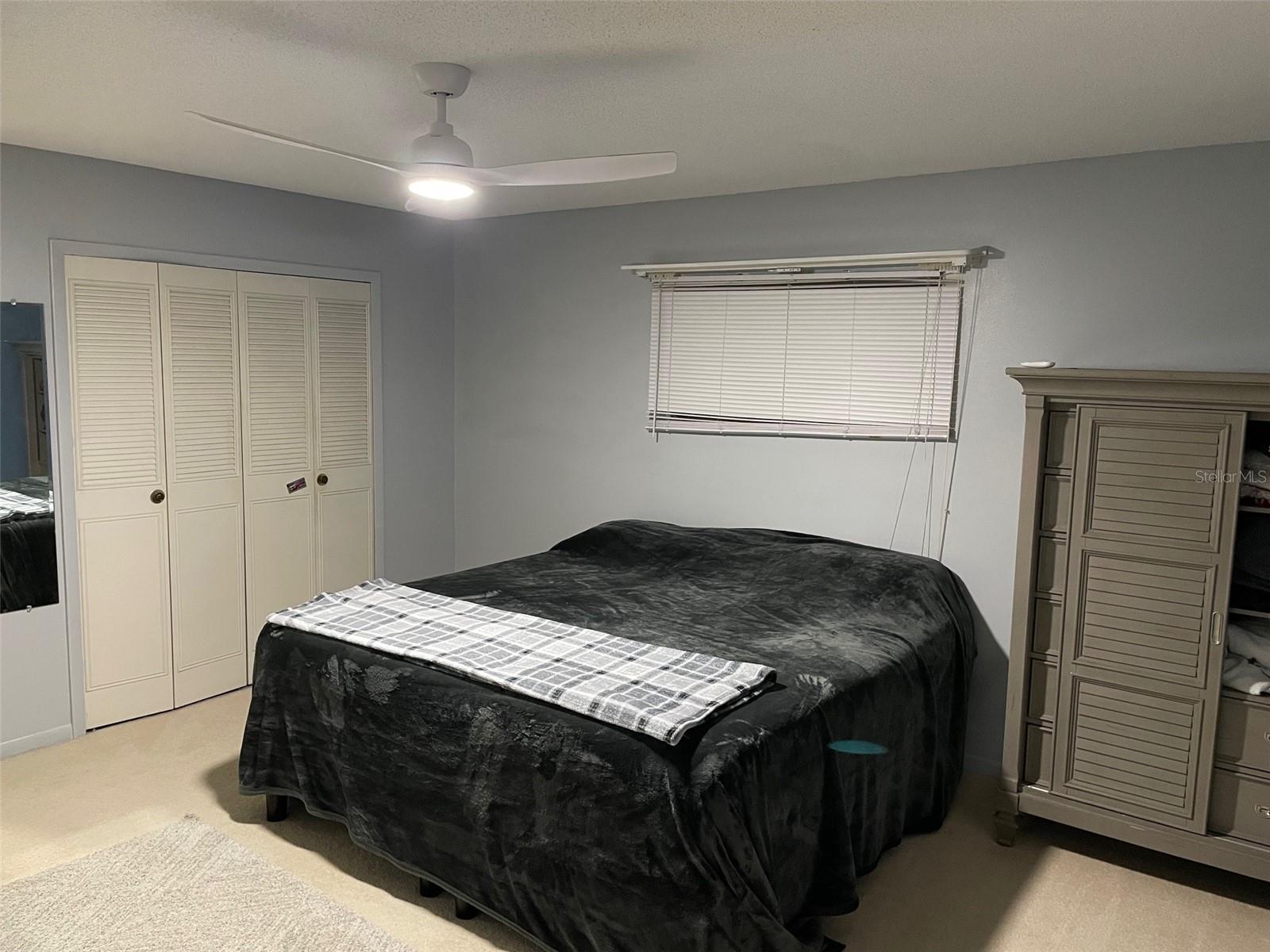 2325 LAUDERDALE Ct ORLANDO, FL 32805