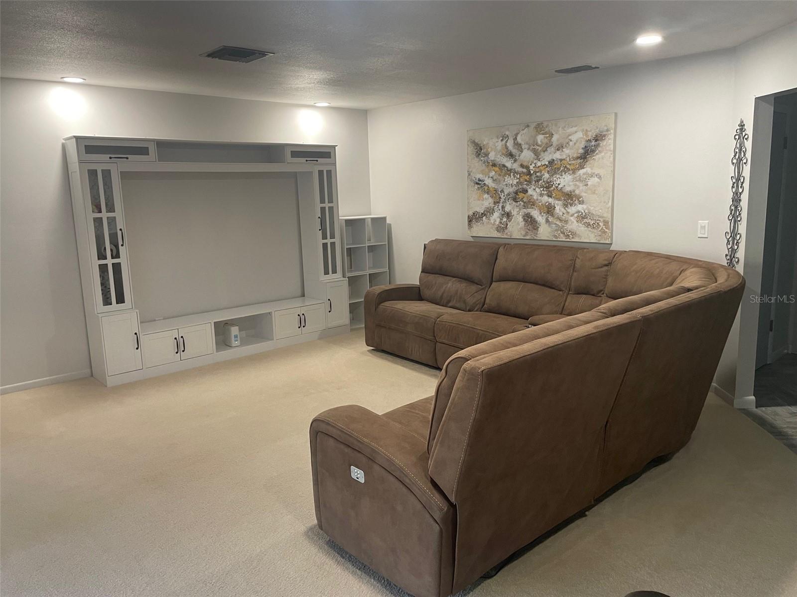 2325 LAUDERDALE Ct ORLANDO, FL 32805