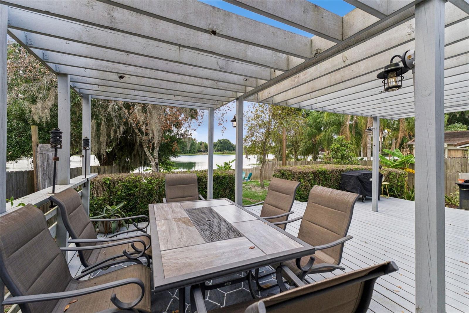 2609 S CRYSTAL Lk Dr ORLANDO, FL 32806