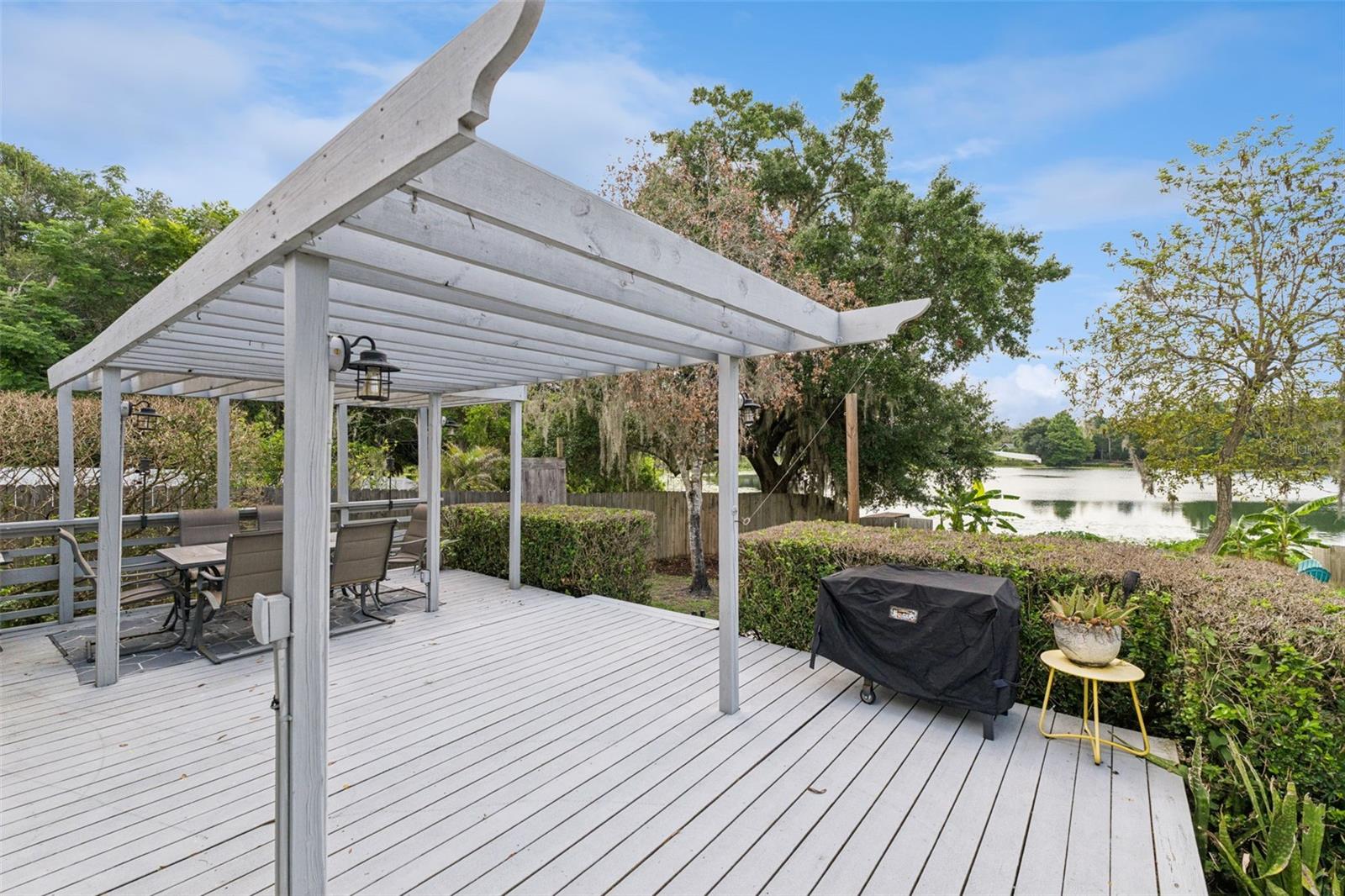 2609 S CRYSTAL Lk Dr ORLANDO, FL 32806