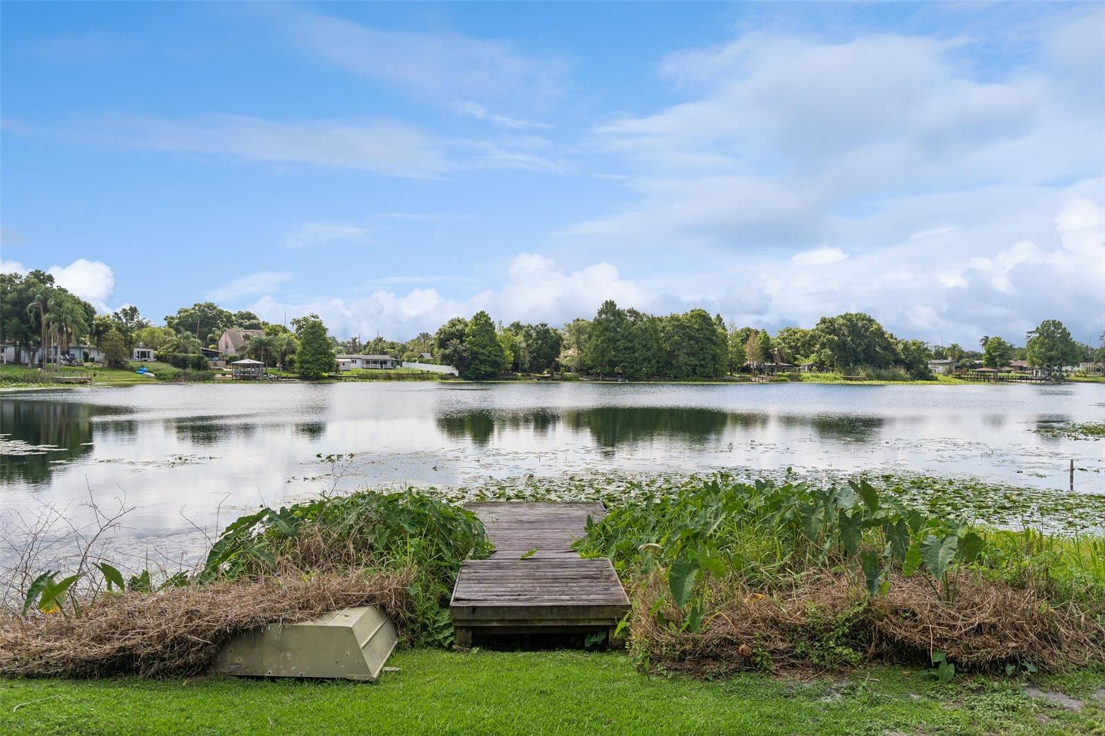 2609 S CRYSTAL Lk Dr ORLANDO, FL 32806