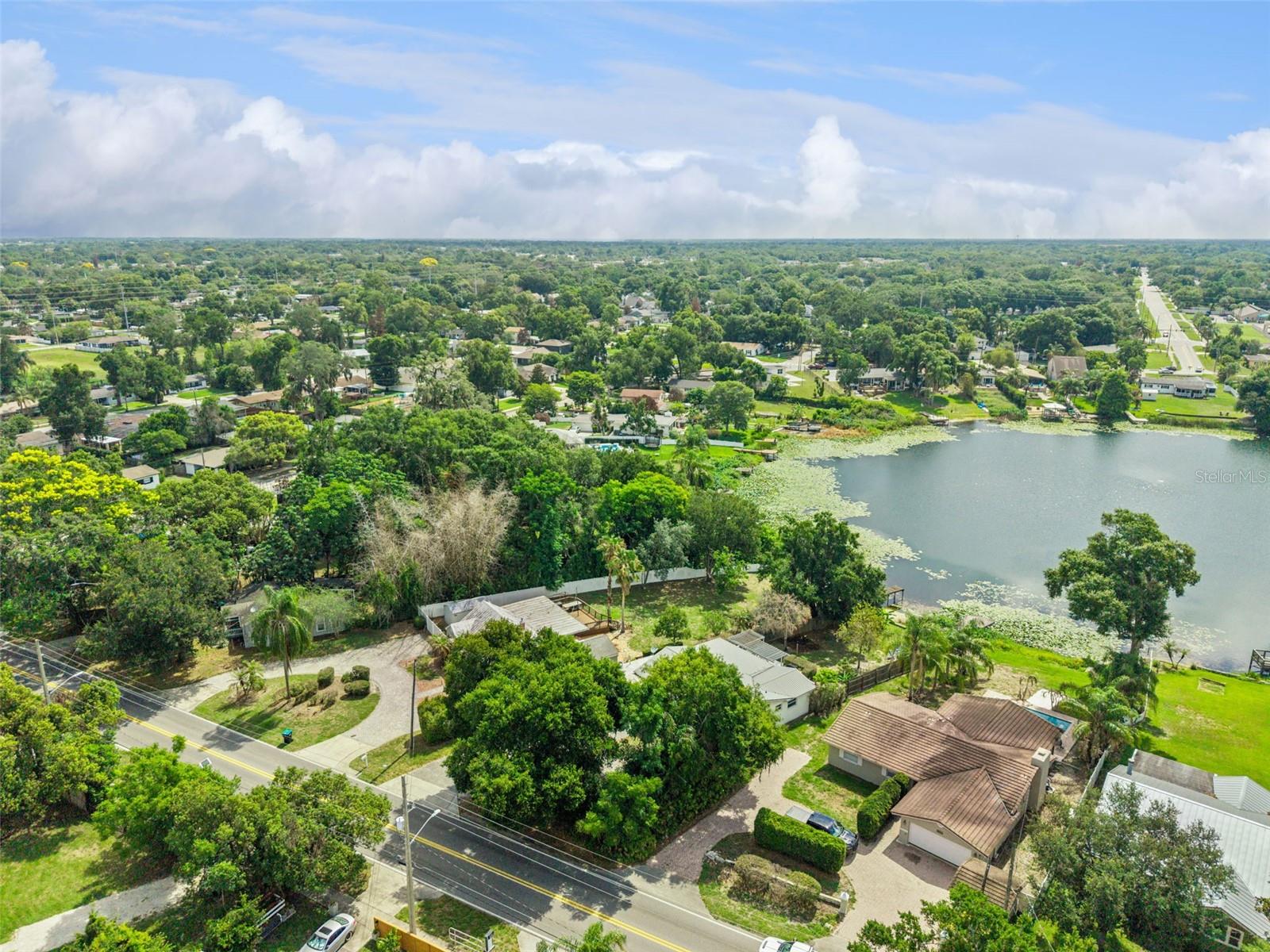 2609 S CRYSTAL Lk Dr ORLANDO, FL 32806
