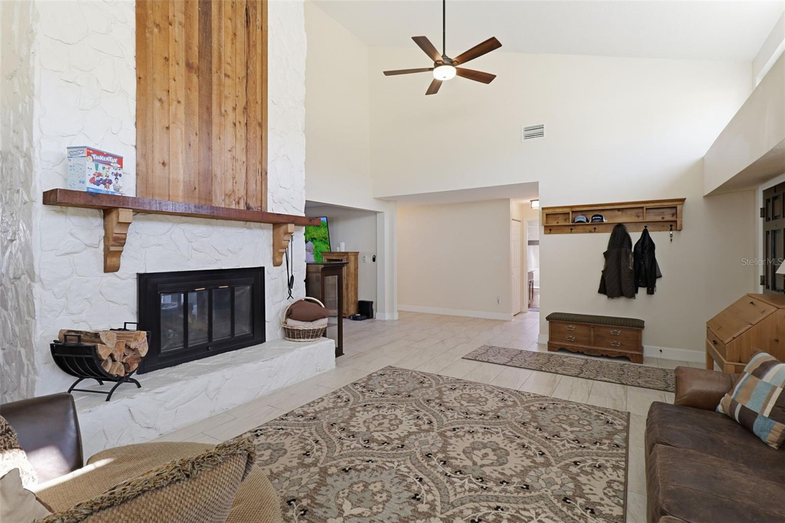 2551 CASILLA Way ST PETERSBURG, FL 33712