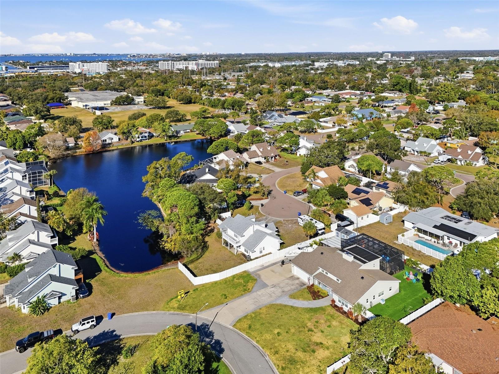 2551 CASILLA Way ST PETERSBURG, FL 33712