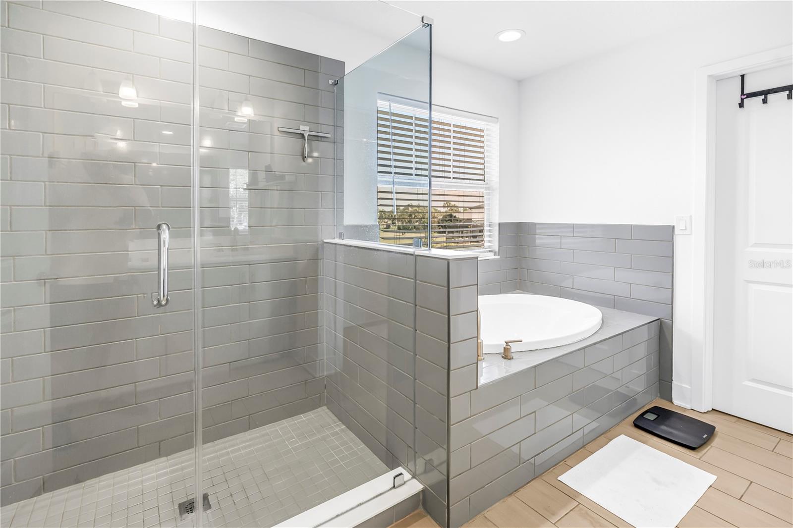 2119 CATALONIA Way ST PETERSBURG, FL 33712